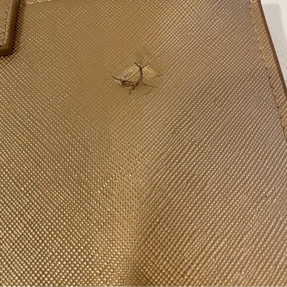 Travelambo RIFD blocking travel wallet gold *has damage - Picture 8 of 8